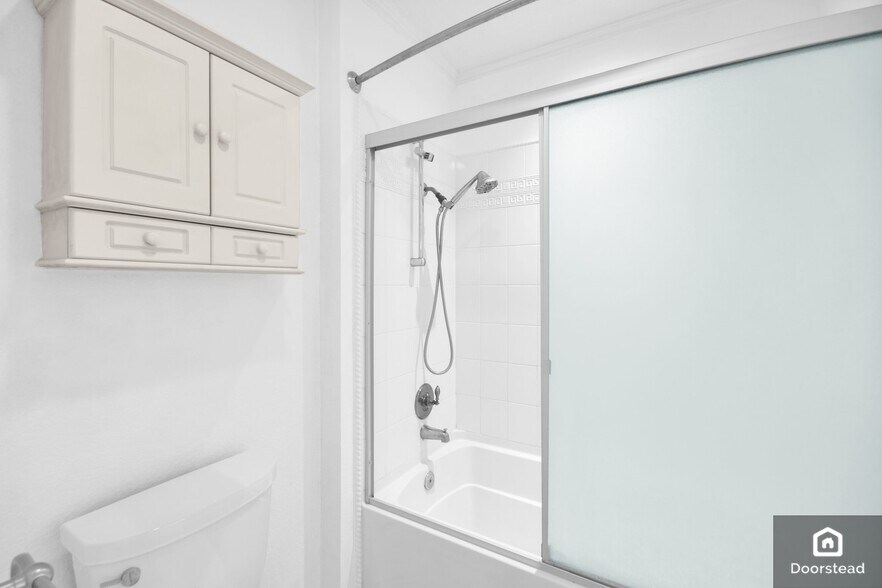 Building Photo - 25596 Mont Pointe