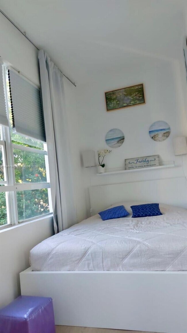 Building Photo - 1358 Pennsylvania Ave