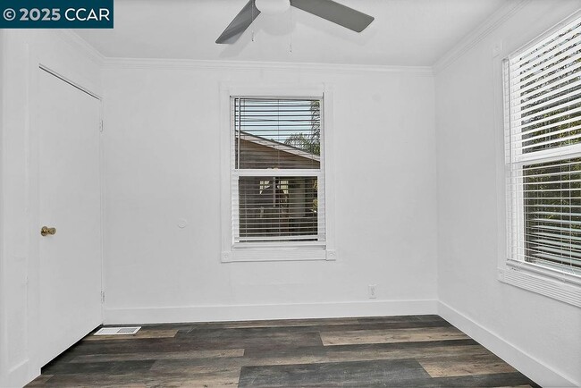 Building Photo - 2381 Monterey Ave