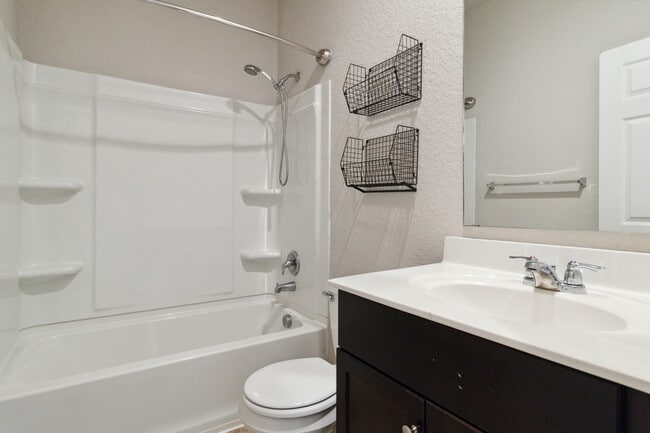 Building Photo - 3305 Ridge Pl