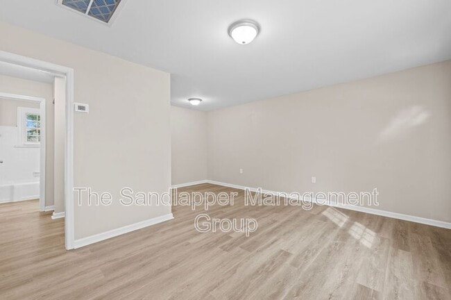 Building Photo - 5605 Aldrich Ave