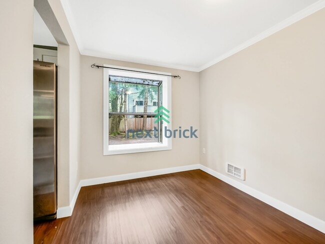 Building Photo - Gorgeous 2 Bed 1.5 Bath Condo for Rent!
