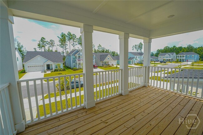 Building Photo - 109 Binscombe Ln
