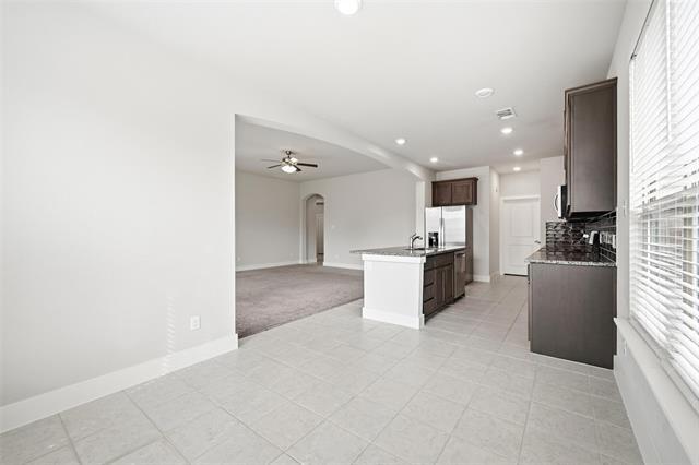 Building Photo - 3916 Trenton Pl