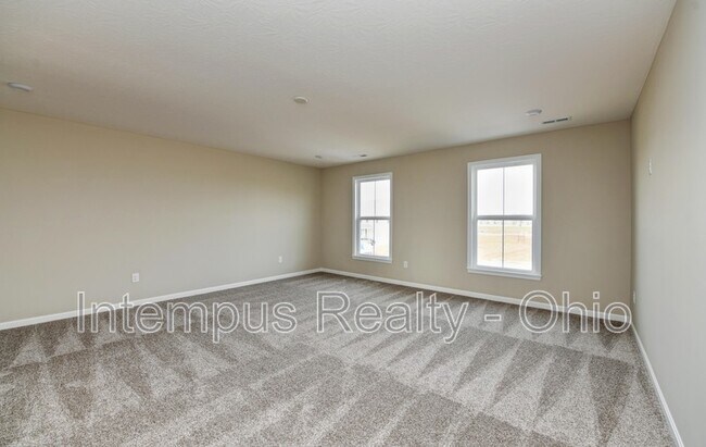 Building Photo - 1003 Beehive Grv