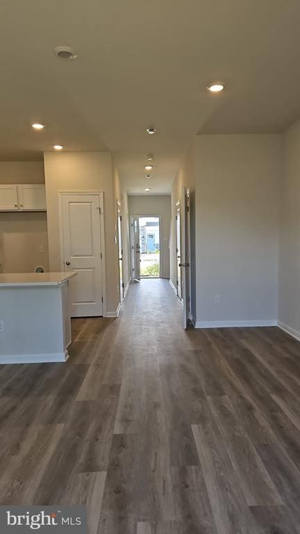 Building Photo - 18 Elliot Ln