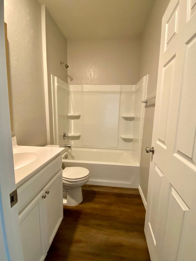 Building Photo - 13011 Sendero Roble