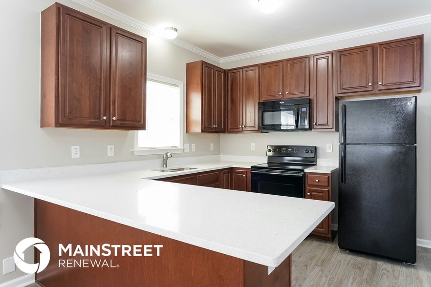 Building Photo - 203 Majestic Oak Dr