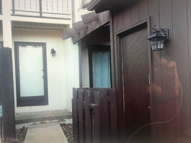 Primary Photo - 3530 Villa-Casa Ct