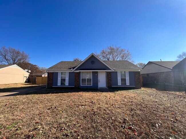 Building Photo - 6270 Jamestown Dr