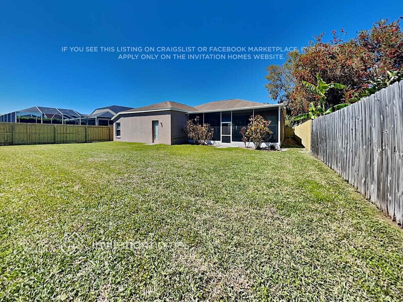 Building Photo - 1739 Tangledvine Dr