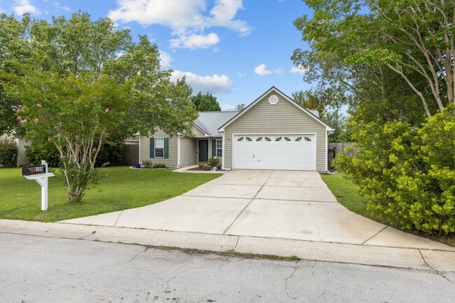 Building Photo - 300 Foxhall Rd