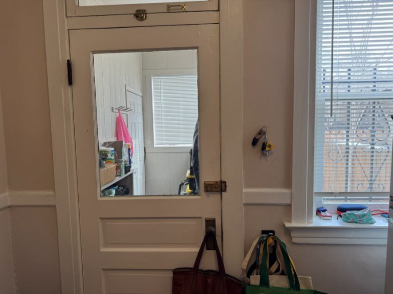 Building Photo - 1248 Pennsylvania St