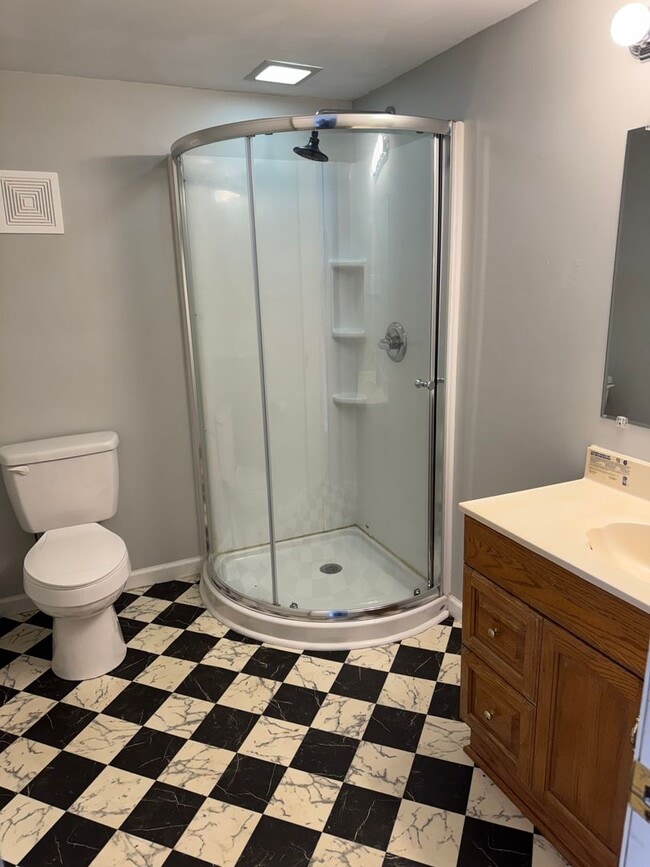 Building Photo - Spacious 4-Bedroom Rural Home on Private Acreage