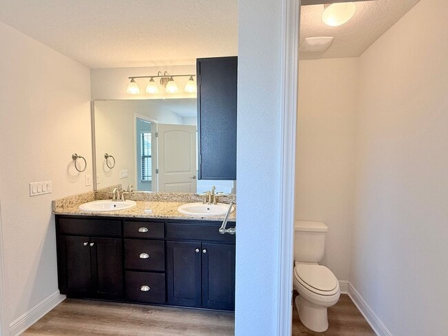 Building Photo - 4-Bedroom Craftsman Style Home - Winners Gait