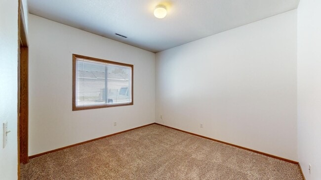 Building Photo - 4525 Steinbeck St