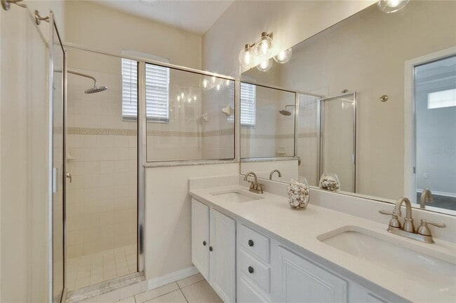 Building Photo - 9105 Crystal Commons Way