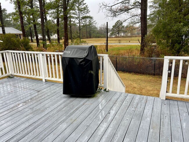 Building Photo - 3 Bed 1.5 Bath House in Belhaven