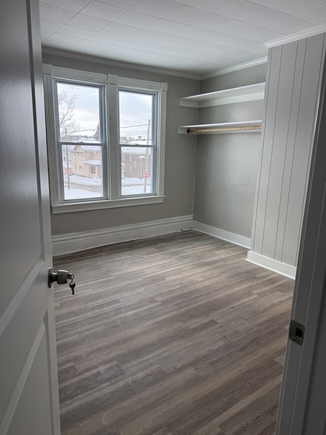 Building Photo - 1837 Beech St