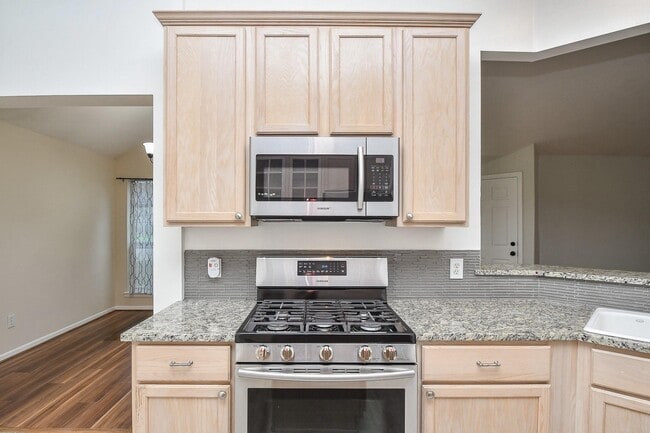 Building Photo - 10614 Sunswept Fields Ln