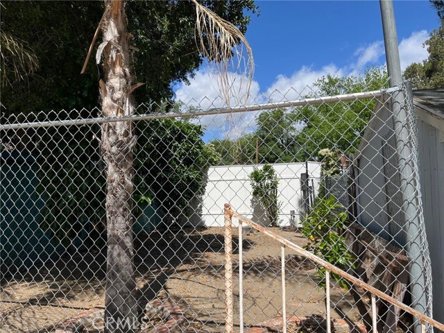 Building Photo - 16300 Grand Ave