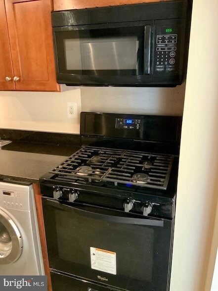 Building Photo - 3109 Naylor Rd SE