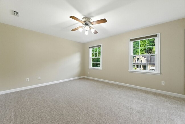 Building Photo - York County 4 BR Coventry House