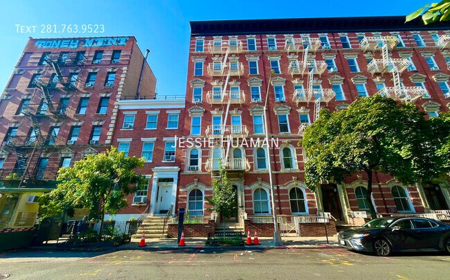 Primary Photo - 26 King St