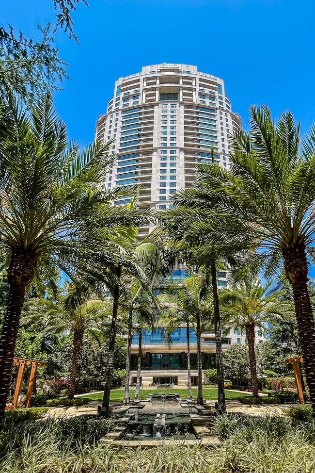 Building Photo - 1 W Century Dr