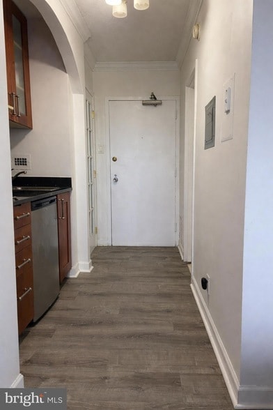 Building Photo - 5500 Friendship Blvd