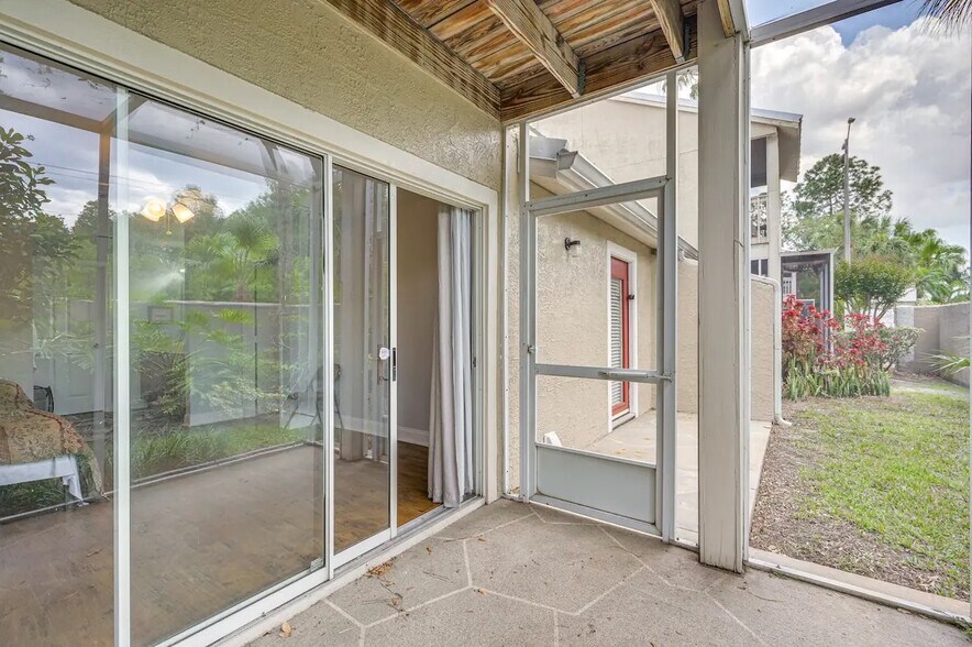 Building Photo - 13012 Lorna Pl