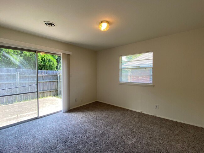 Building Photo - 4723 S Granite Pl
