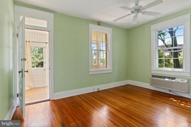 Building Photo - 2325 37th St NW