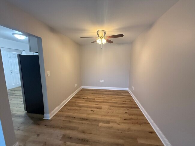 Building Photo - 110 N Kenilworth Ave