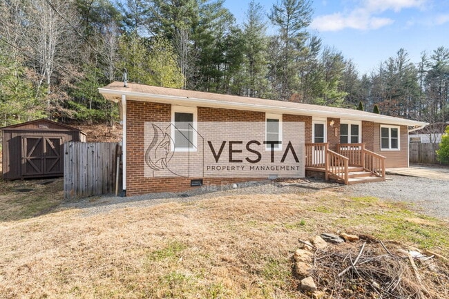 Building Photo - 326 New Salem Rd