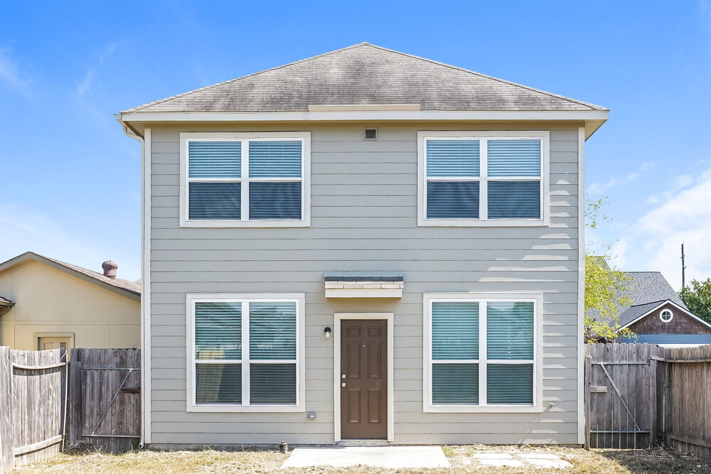 Building Photo - 10122 Berrypatch Ln