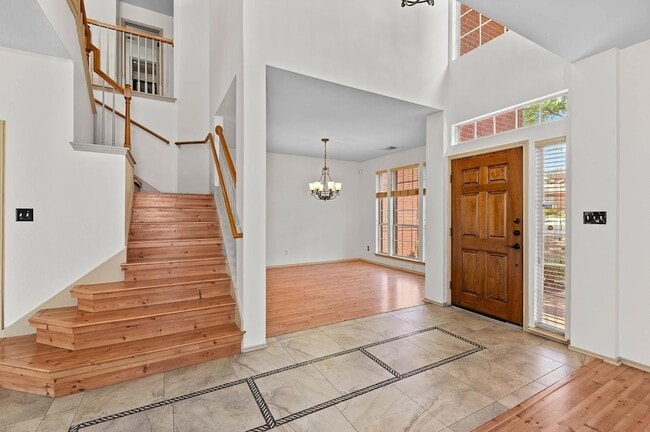 Building Photo - 1601 Chasewood Dr