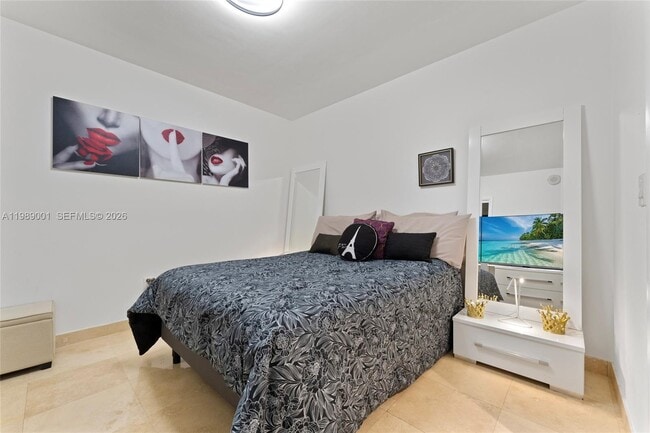 Building Photo - 1830 S Ocean Dr