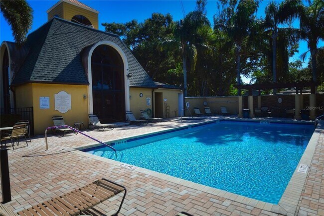 Building Photo - 10155 Sailwinds Blvd S