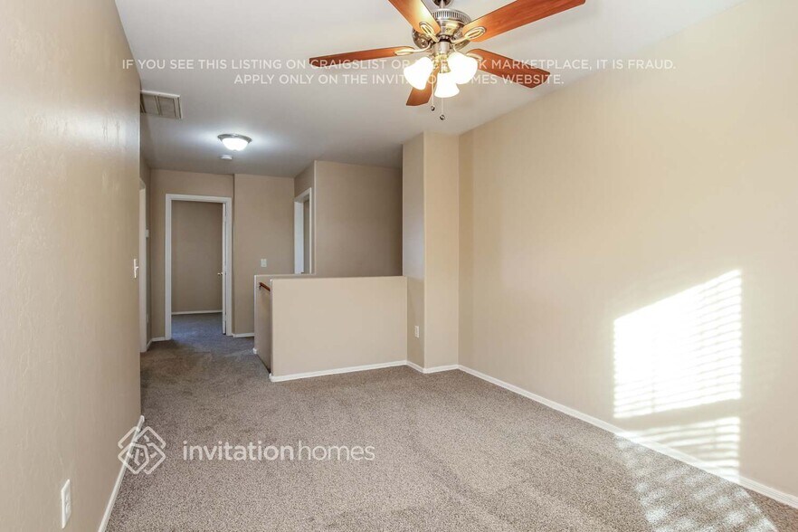 Building Photo - 1216 S 121st Ln