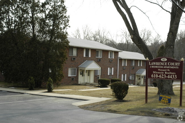 Building Photo - Lawrence Court Apartments