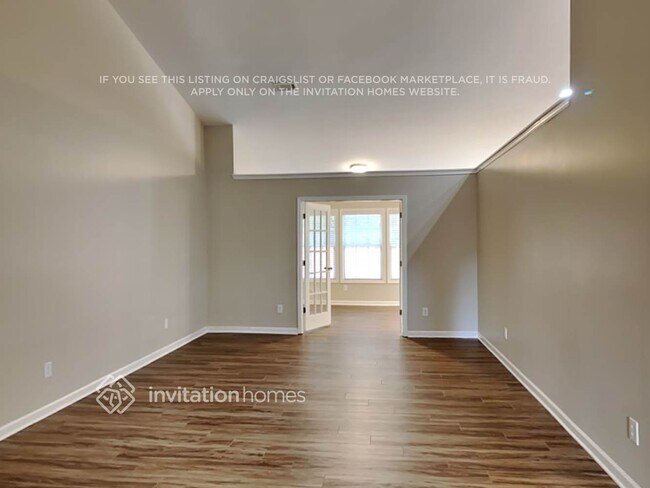 Building Photo - 930 Rock Elm Dr