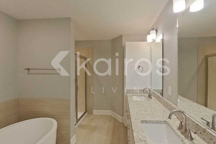 Building Photo - 3709 Oak Leaf Wy
