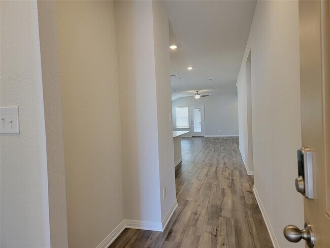Building Photo - 110 Bosco Rd