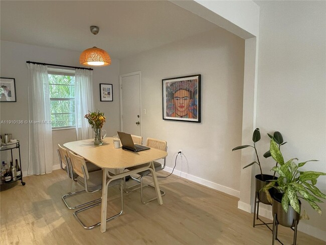 Building Photo - 5545 SW 80th St