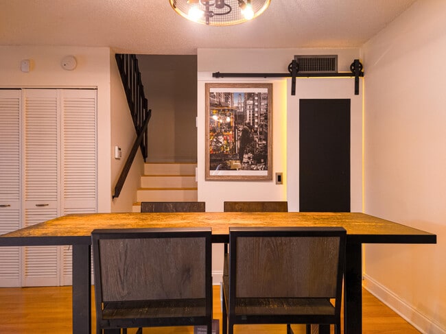 Building Photo - 3118 Spanish Wells Dr