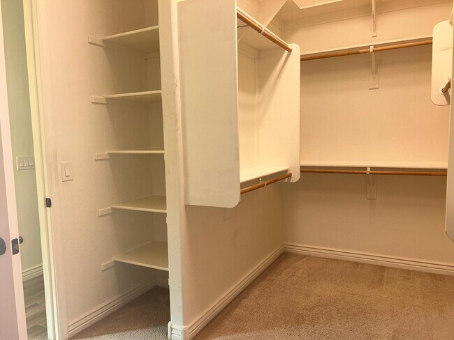 Building Photo - 10274 W Fetlock Trail