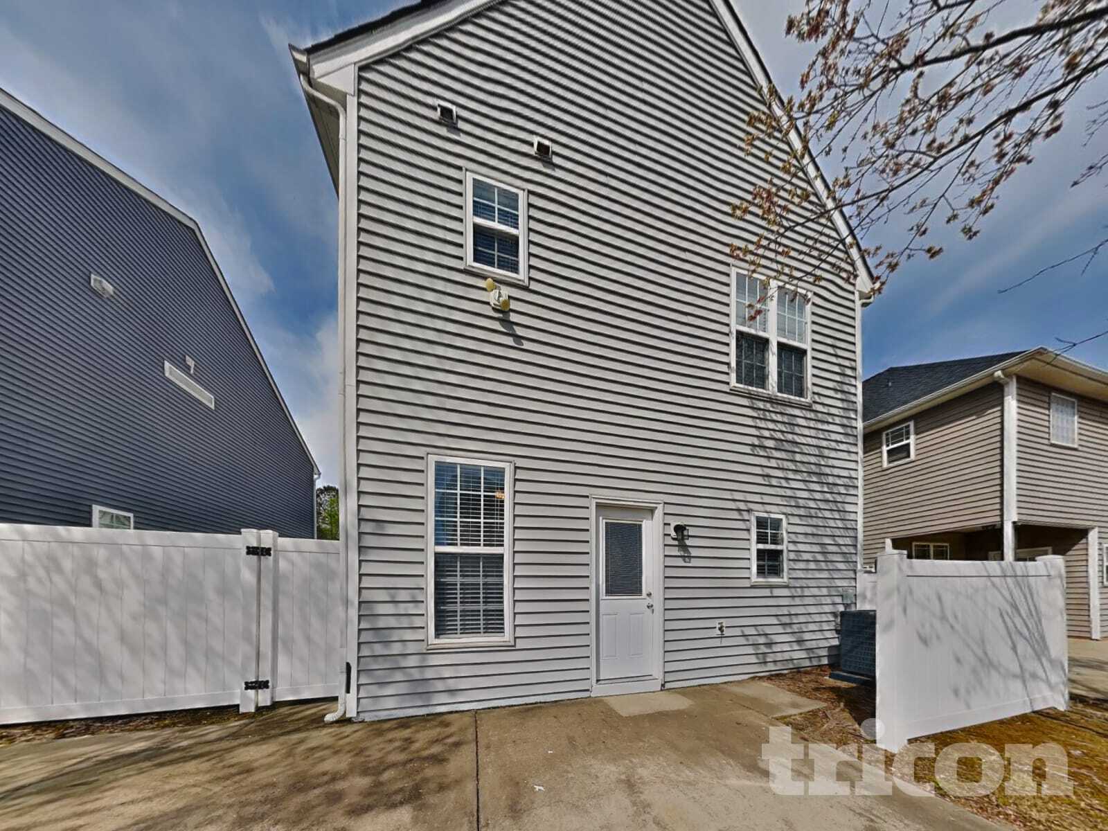 Building Photo - 95 Shad Boat Ln