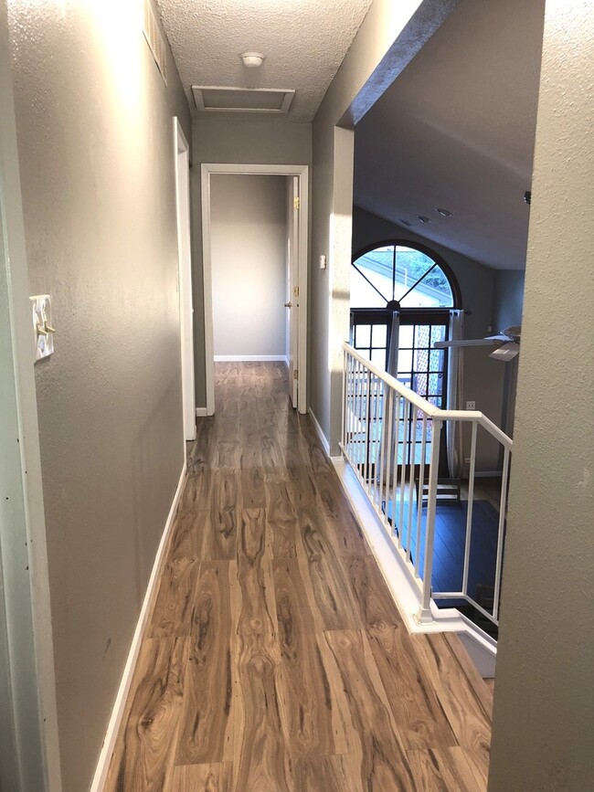 Building Photo - 3890 Windjammer Ln