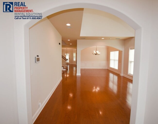 Building Photo - Lovely 3 bd home with bonus room, attached garage and covered patio! Neighborhood pool! Triple Bl...